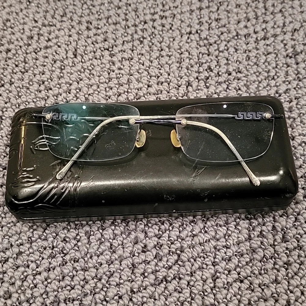 Versace glasses - Picture 2 of 4